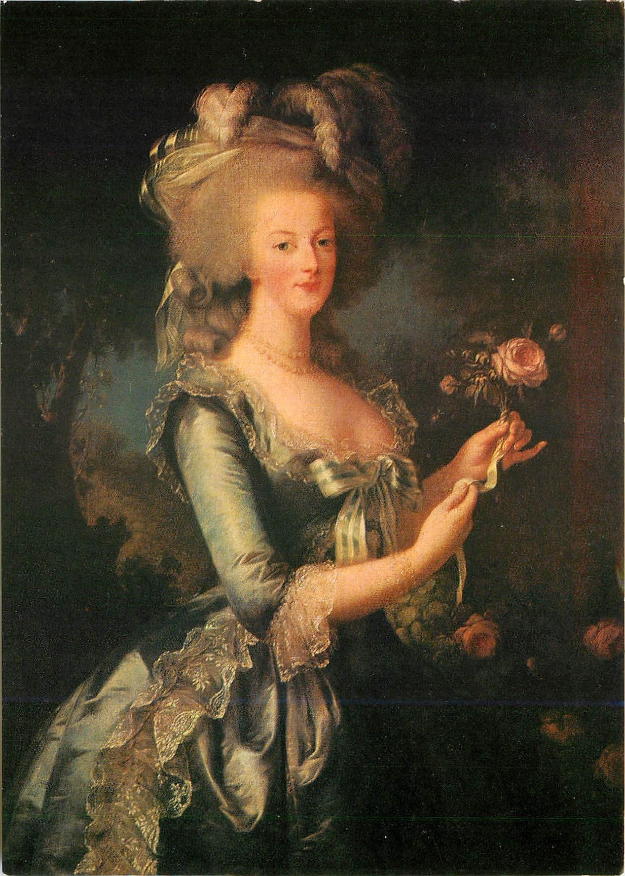 CPM Versailles Marie Antoinette a la Rose 
