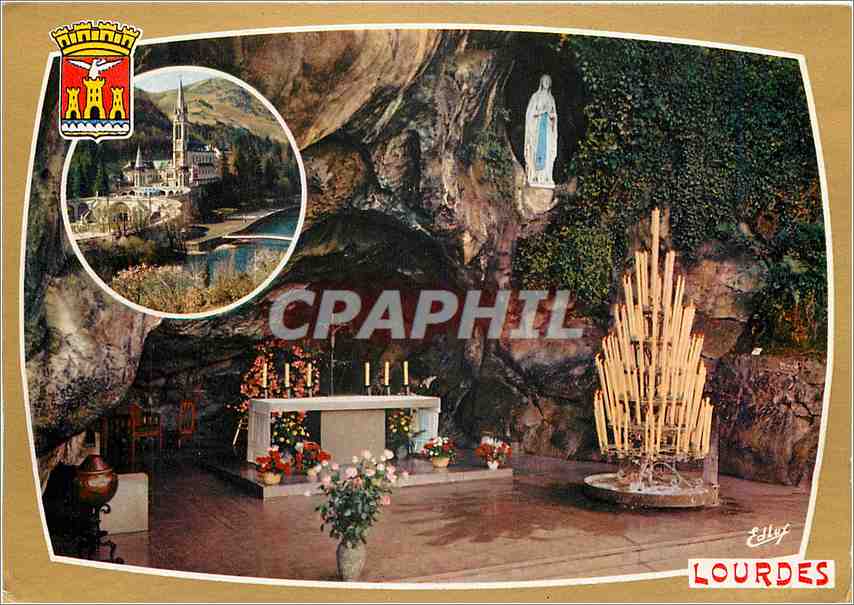 CPM Lourdes (H P) La Grotte Miraculeuse