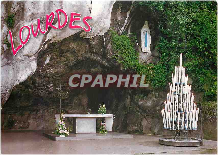 CPM Lourdes (H P) La Grotte Miraculeuse