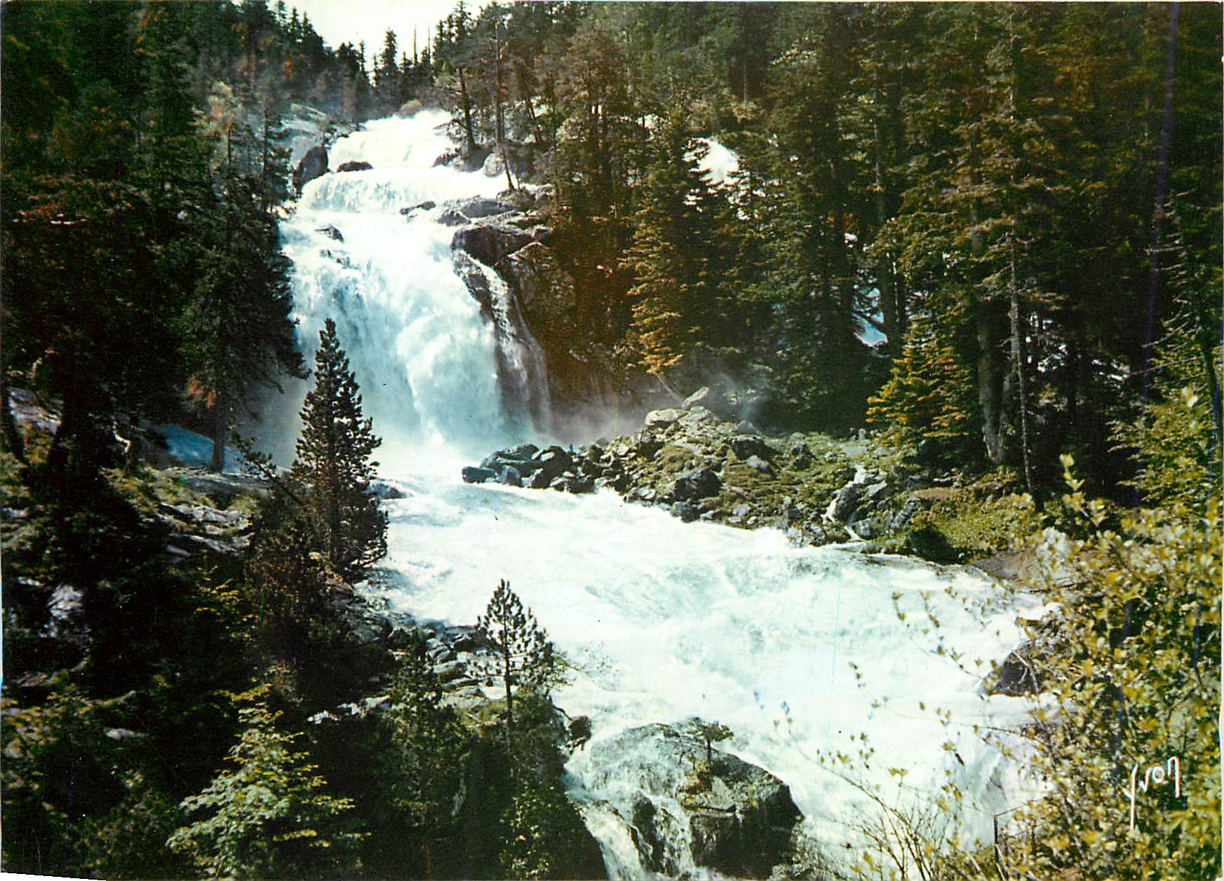 CPM Environs de Cauterets H Pyr Cascade du Pont d'Espagne 