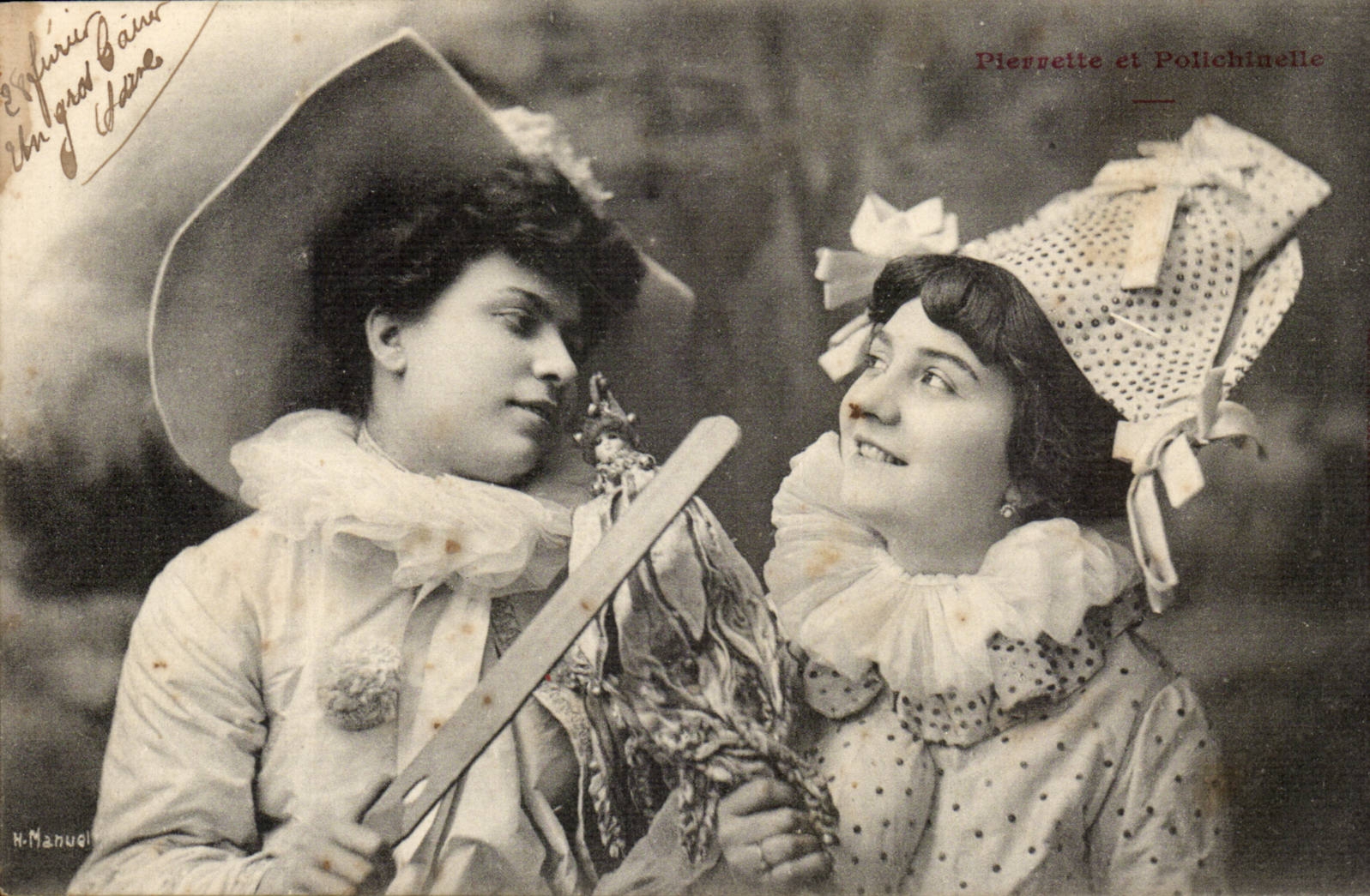 CPA Fantaisie Enfants Pierrette et Polichinelle
