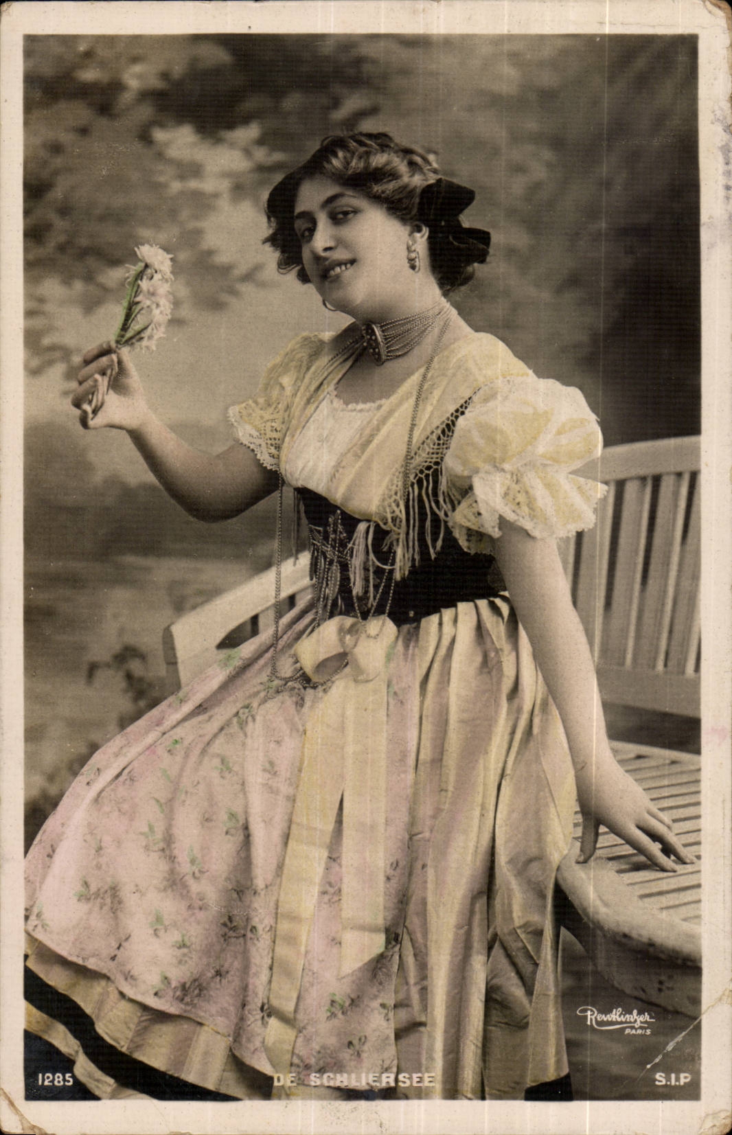 CPA Fantaisie Femme