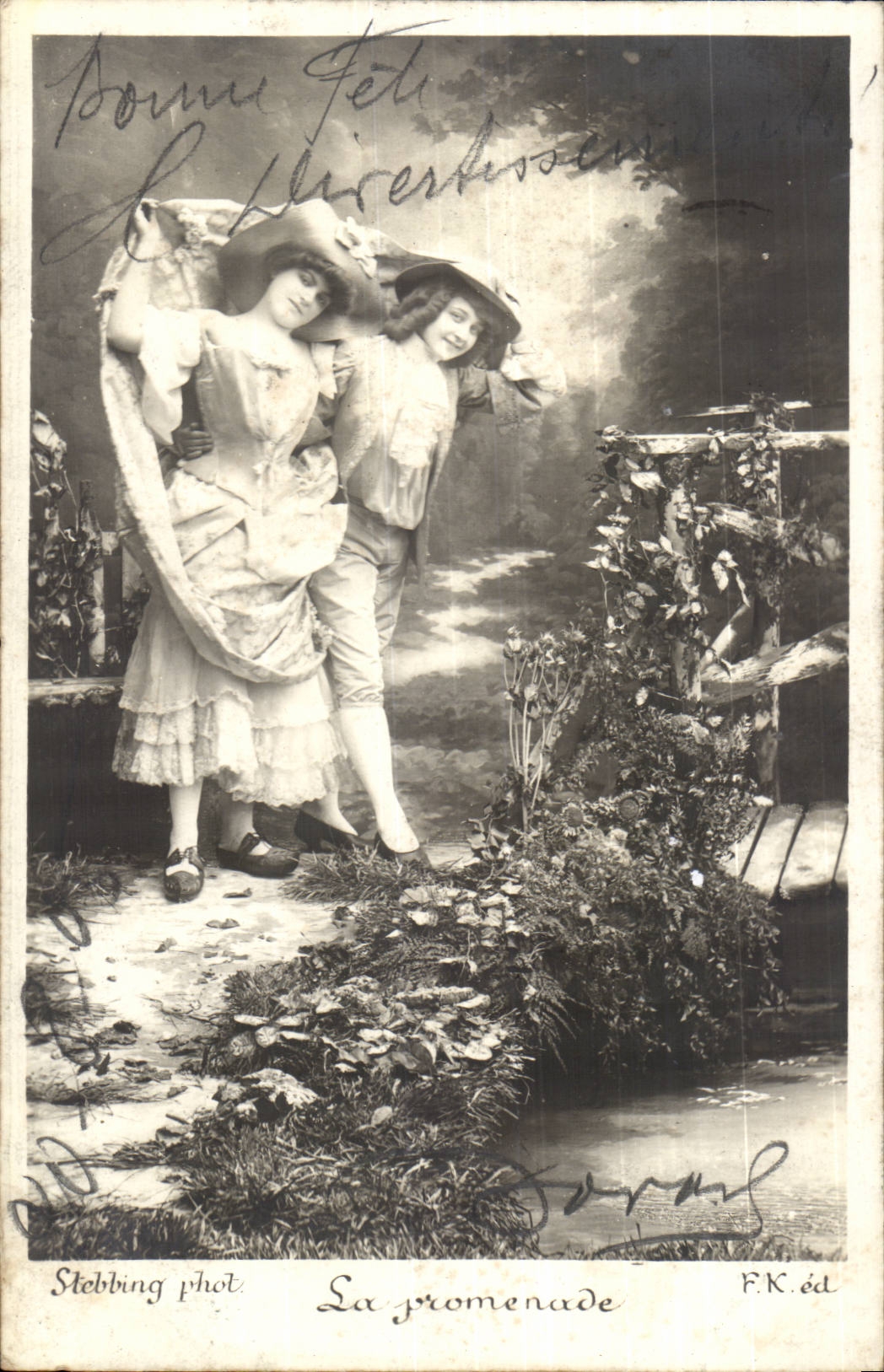 CPA Fantaisie Enfants La promenade