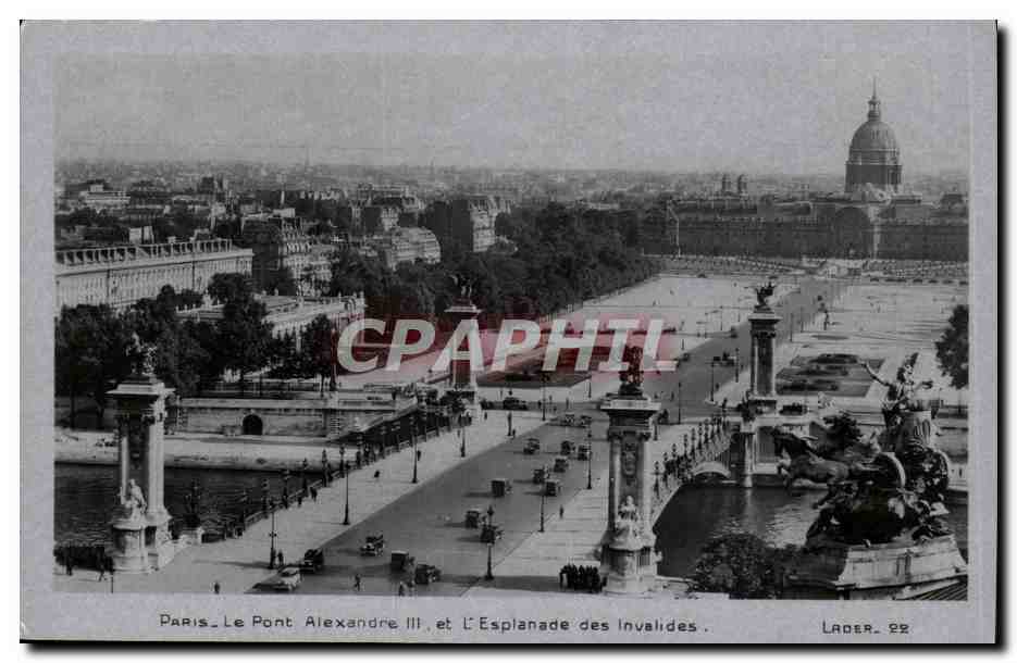 Paris CPA Le pont Alexandre III et l'esplanade des Invalides