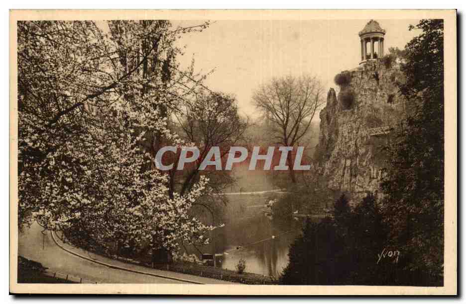 Paris CPA Le parc des Buttes Chaumont 