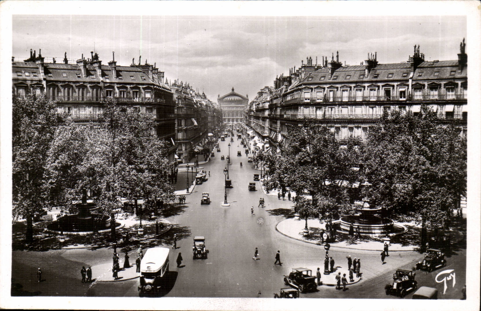 Paris CPA Avenue de l'Opera