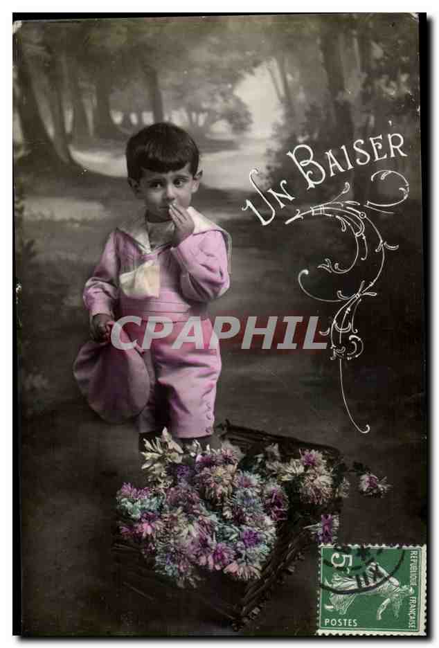 Fantaisie - enfant - garcon - fleur - Suzanne Lehman - un baiser - CPA 