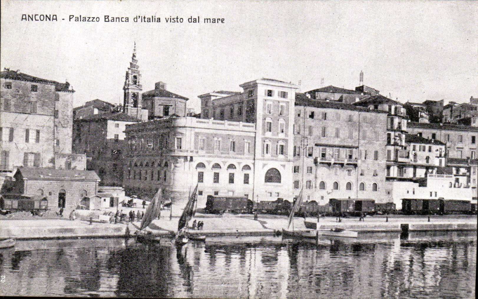 Italie - Italy - Italia - Ancona - Ancone - Palazzo Banca d'Italia visto dal mare - - CPA 