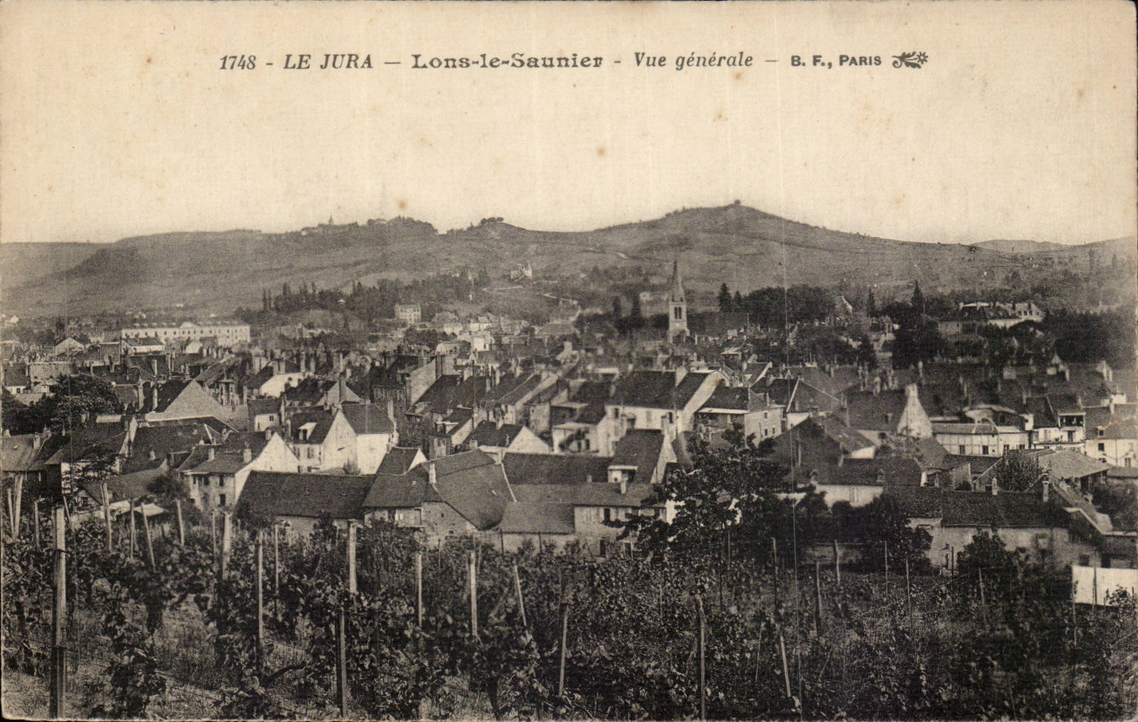 Lons le Saunier - Vue Generale - CPA 