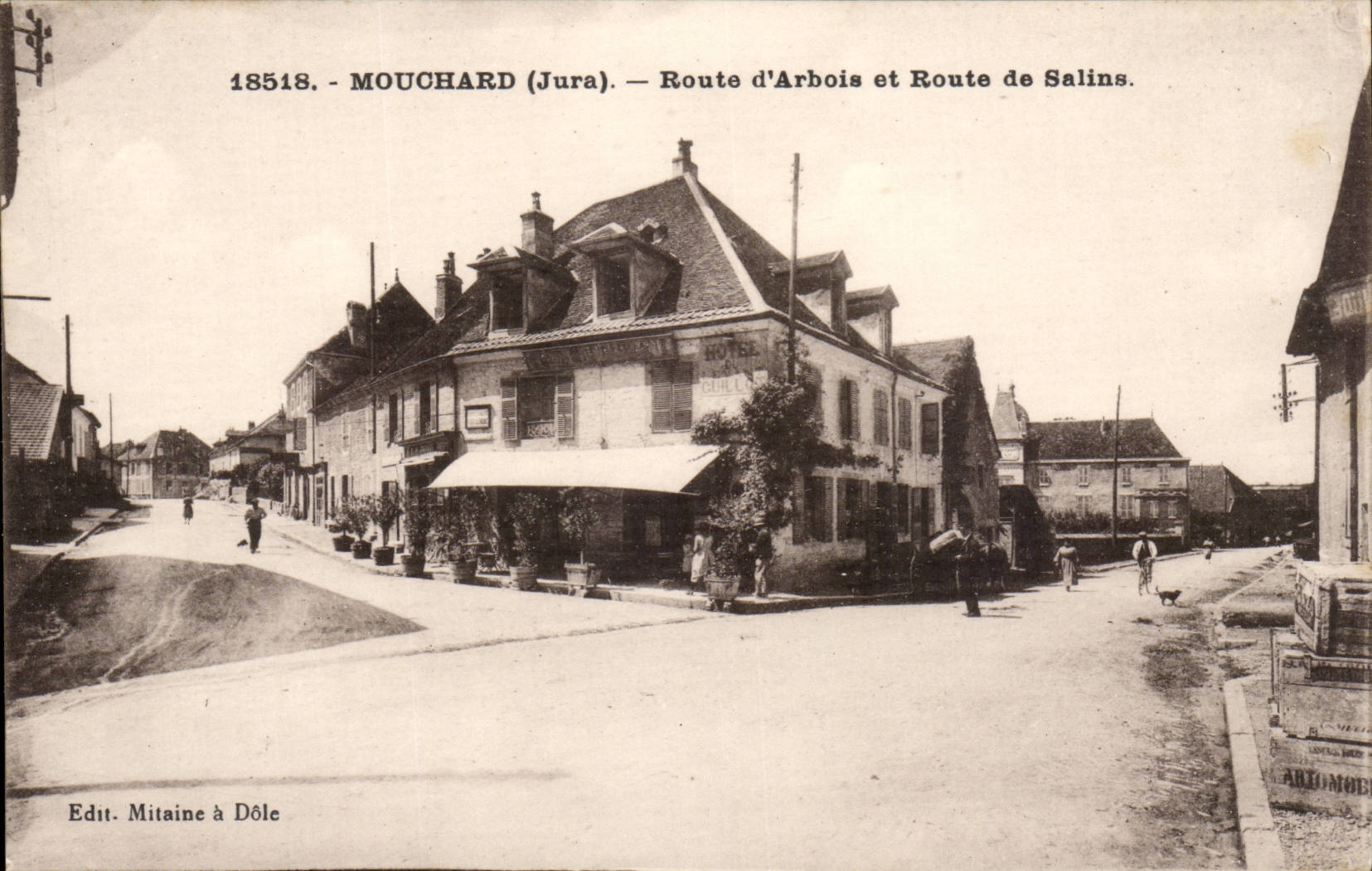 Mouchard - Route d'Arbois - Route de Salins - CPA 