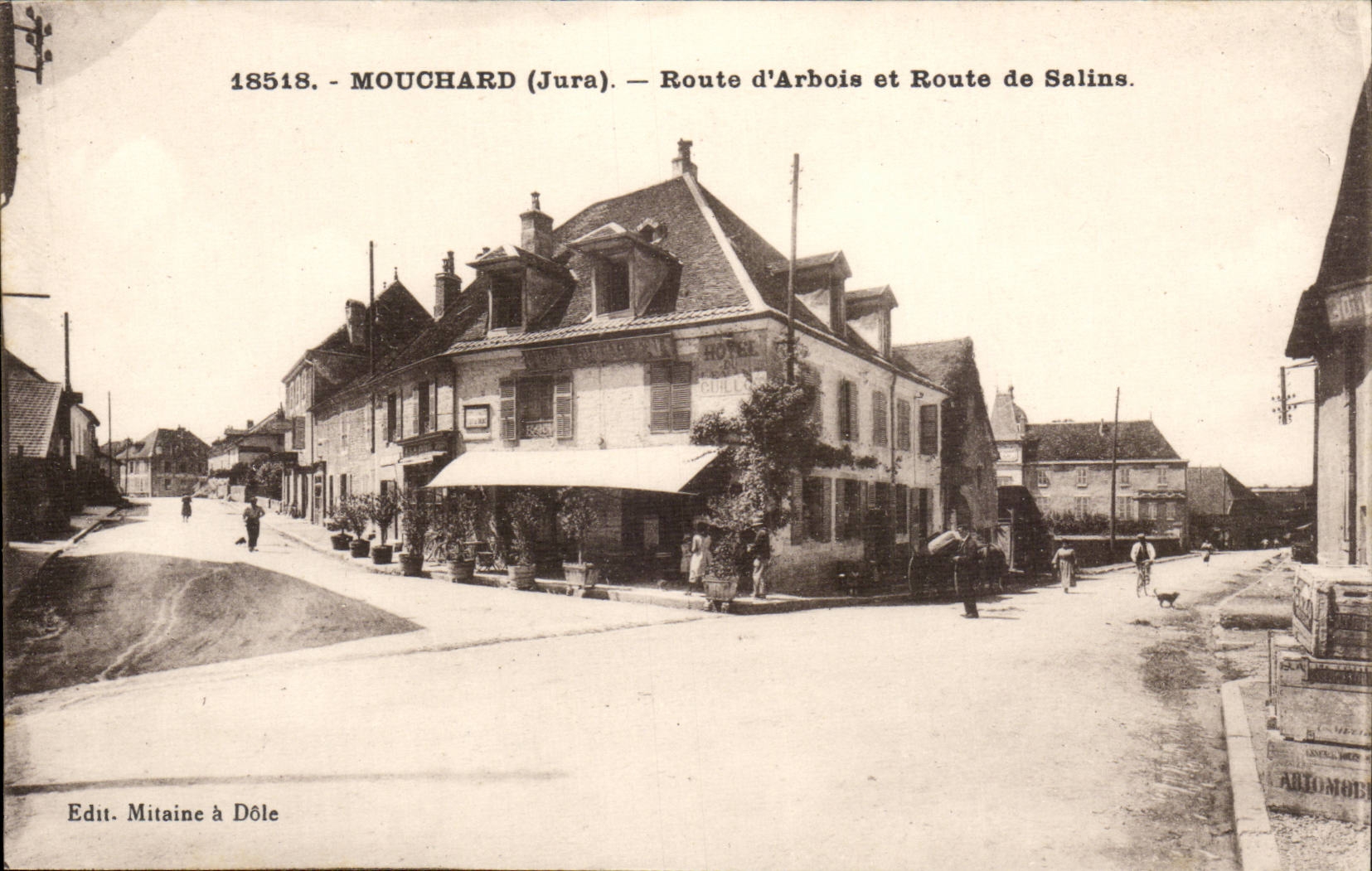 Mouchard - Route d'Arbois et Route de Salins - CPA 