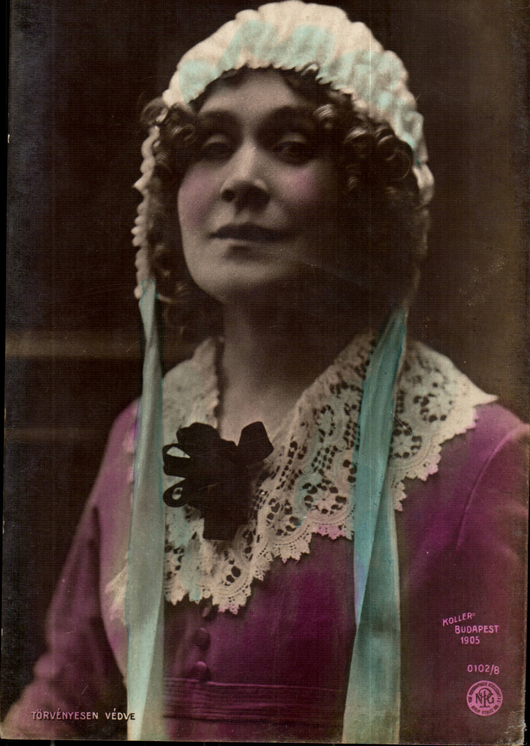 Femme en bonnet à volants — portrait — KOLLER Budapest 1905, n° 0102/8