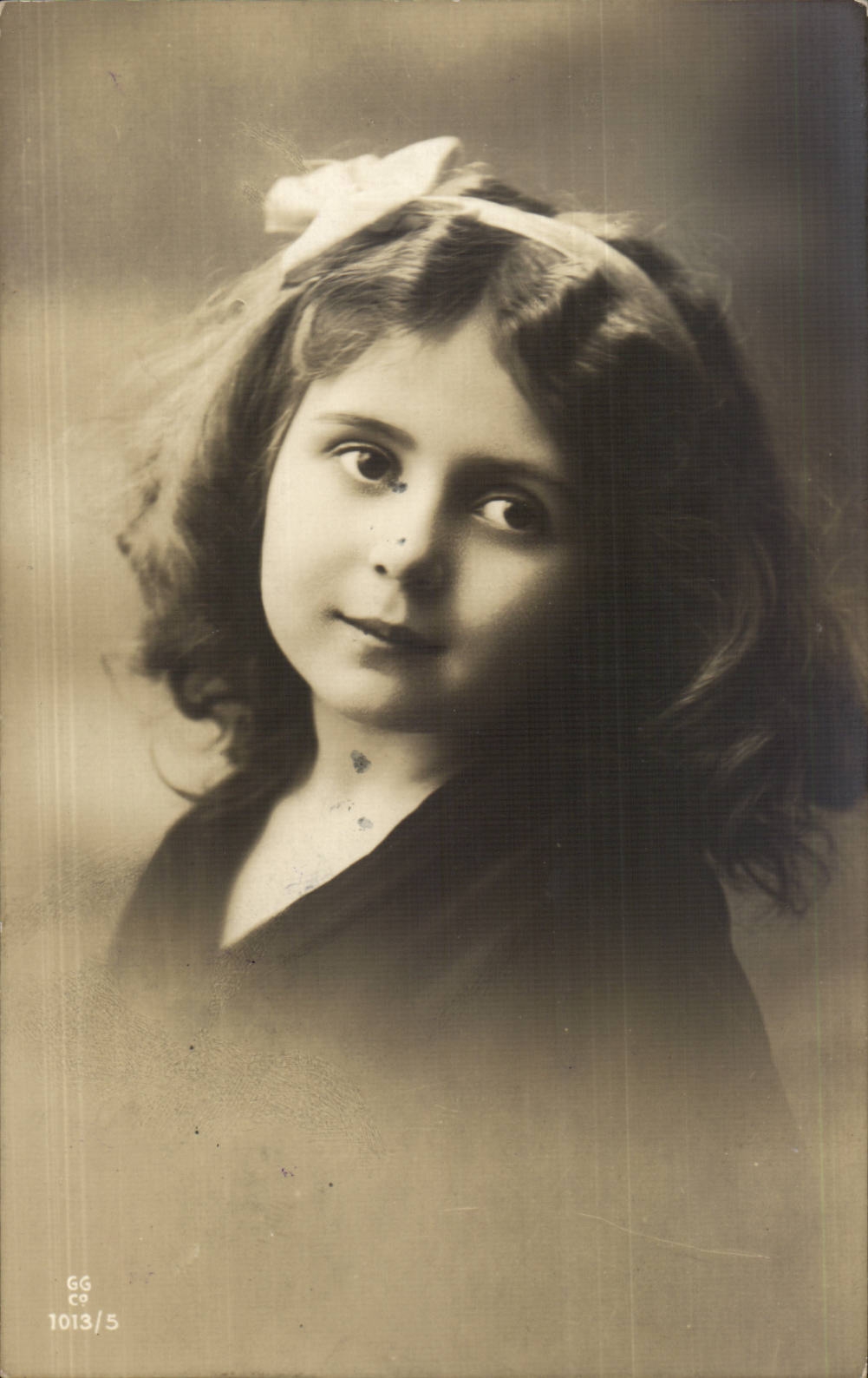 Fantaisie - Enfant - Child with enchanting eyes (carte hongroise Hungary Hongrie)