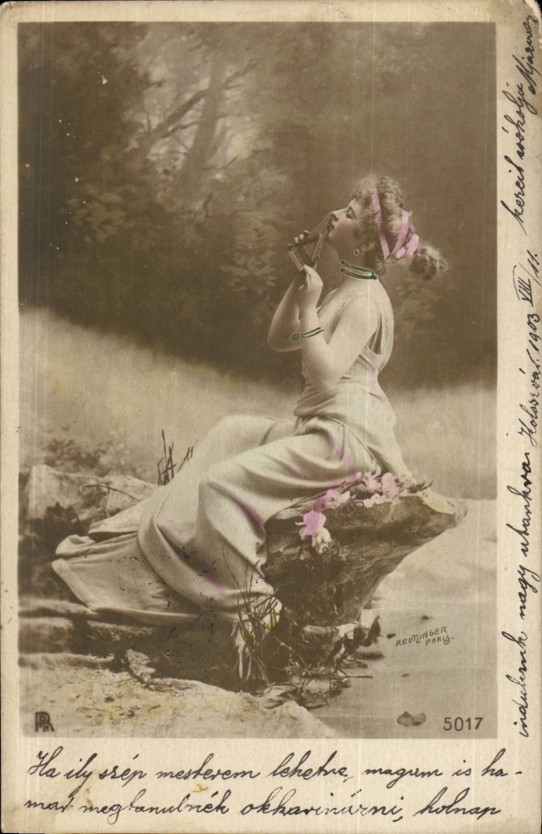 Fantaisie - Femme - Woman in toga playing pan flute - instrument - (carte hongroise Hungary Hongrie) - CPA 