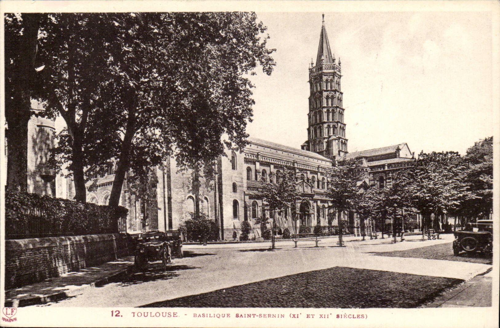 Toulouse CPA Basilique Saint Sernin (11 et 12eme)