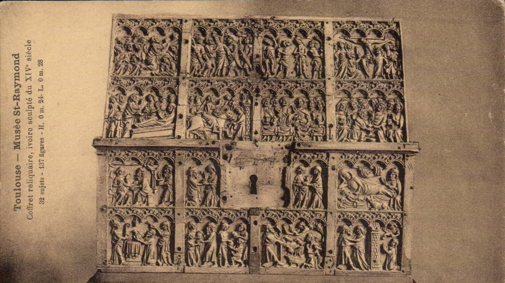 Toulouse CPA Musee St Raymond Coffret reliquaire ivoire sculpte de 14eme