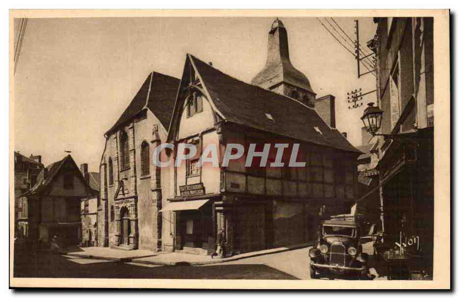 Montlucon CPA L eglise Saint Pierre