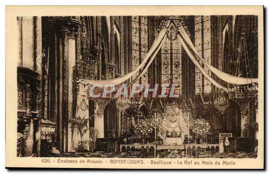 Environs de Rouen Bonsecours CPA Basilique La nef au mois de Marie