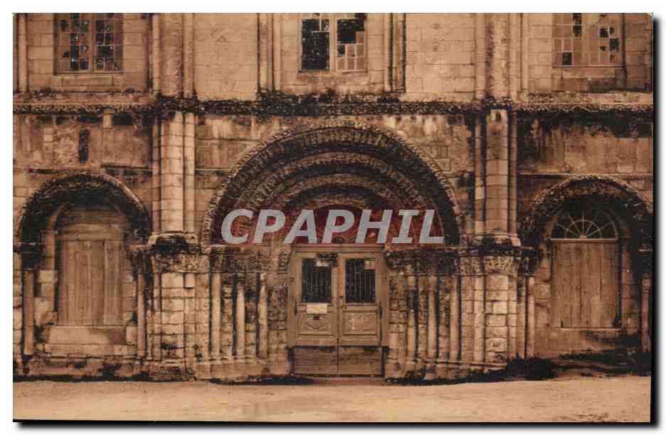 Saintes CPA Portail de l'ancienne abbaye des Dames