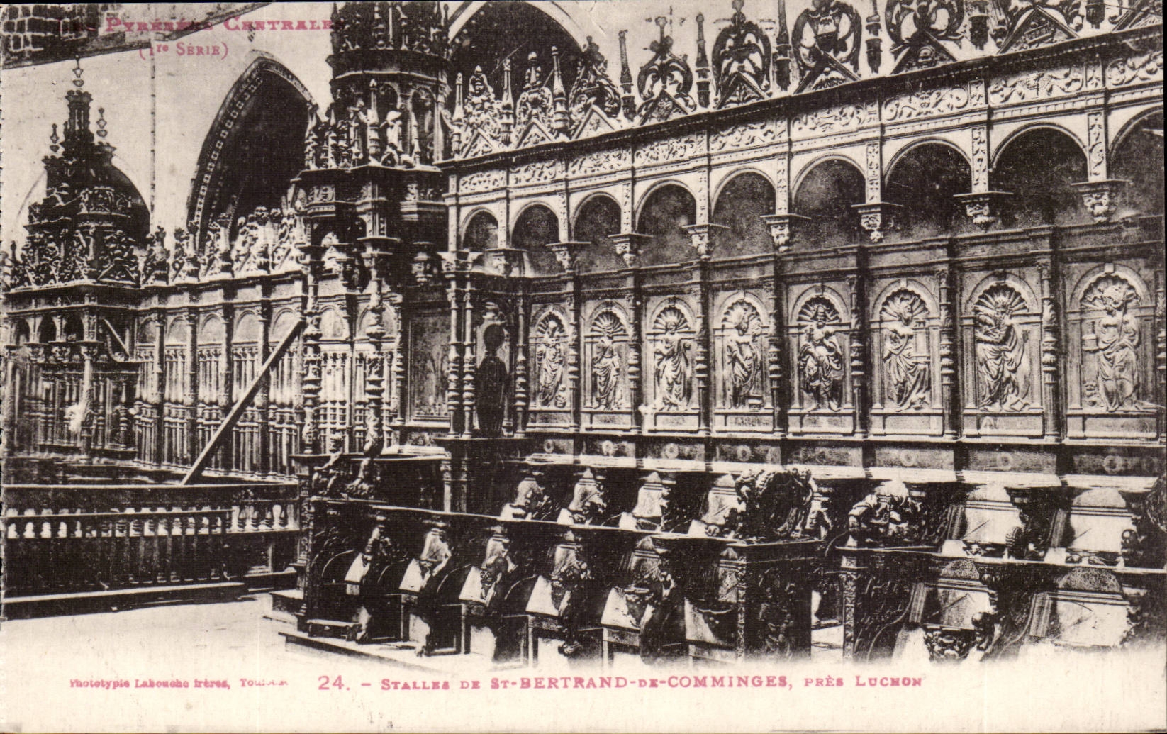 Saint Bertrand de Comminges CPA pres Luchon Les stalles