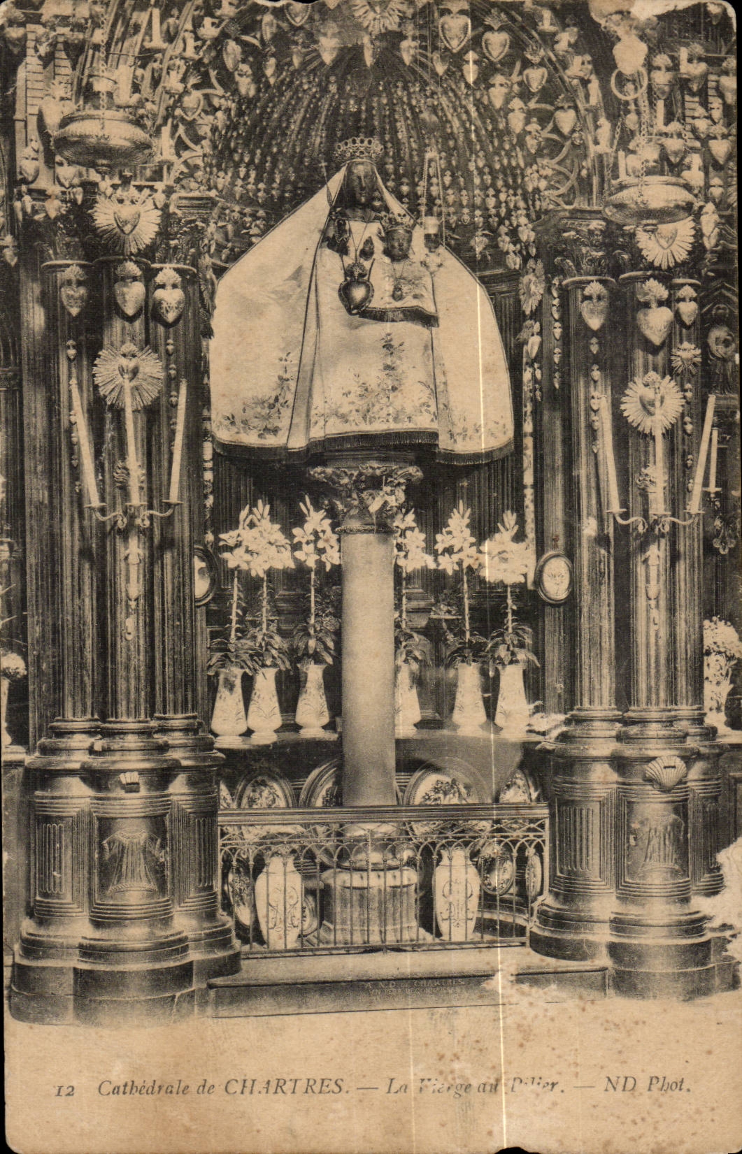 CPA Cathedrale de Chartres La vierge au pilier