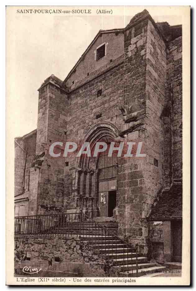Saint Fourcain sur Sioule CPA L'eglise Une des entrees principales