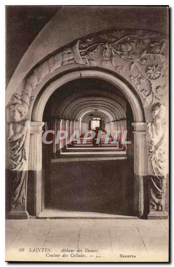 Saintes CPA Abbaye des Dames Couloir des cellules
