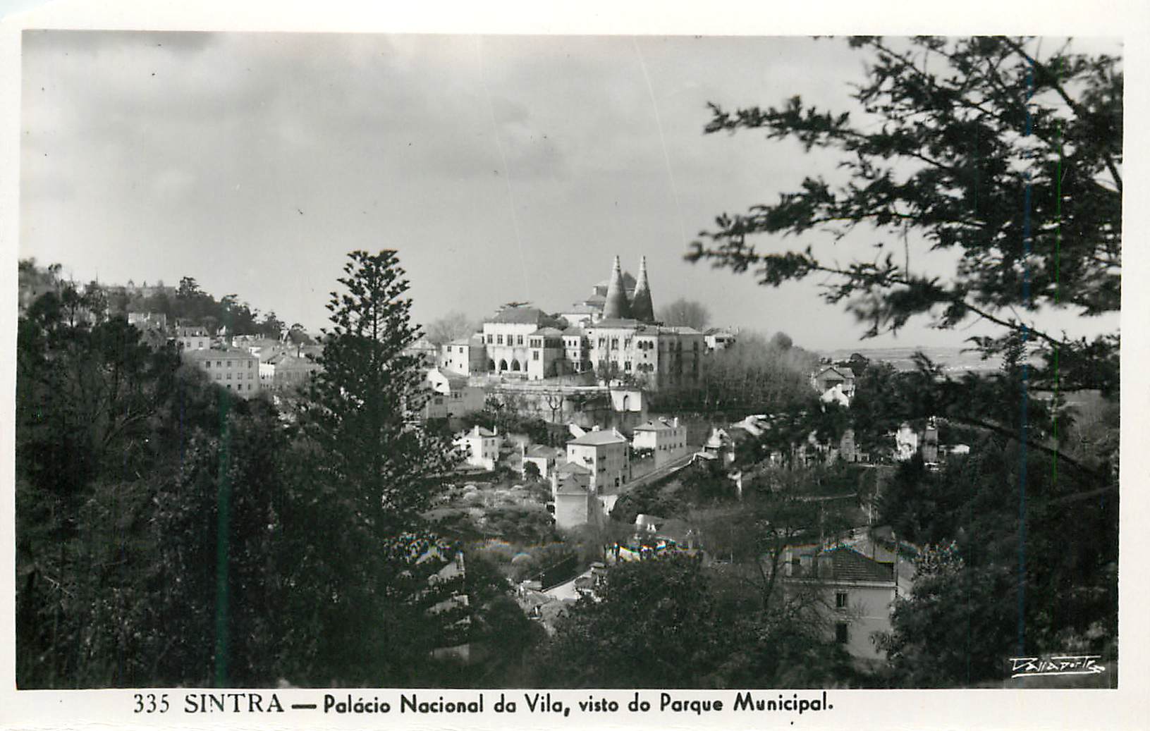 CPM Sintra Palacio Nacional da Vila vista do Parque Municipal 