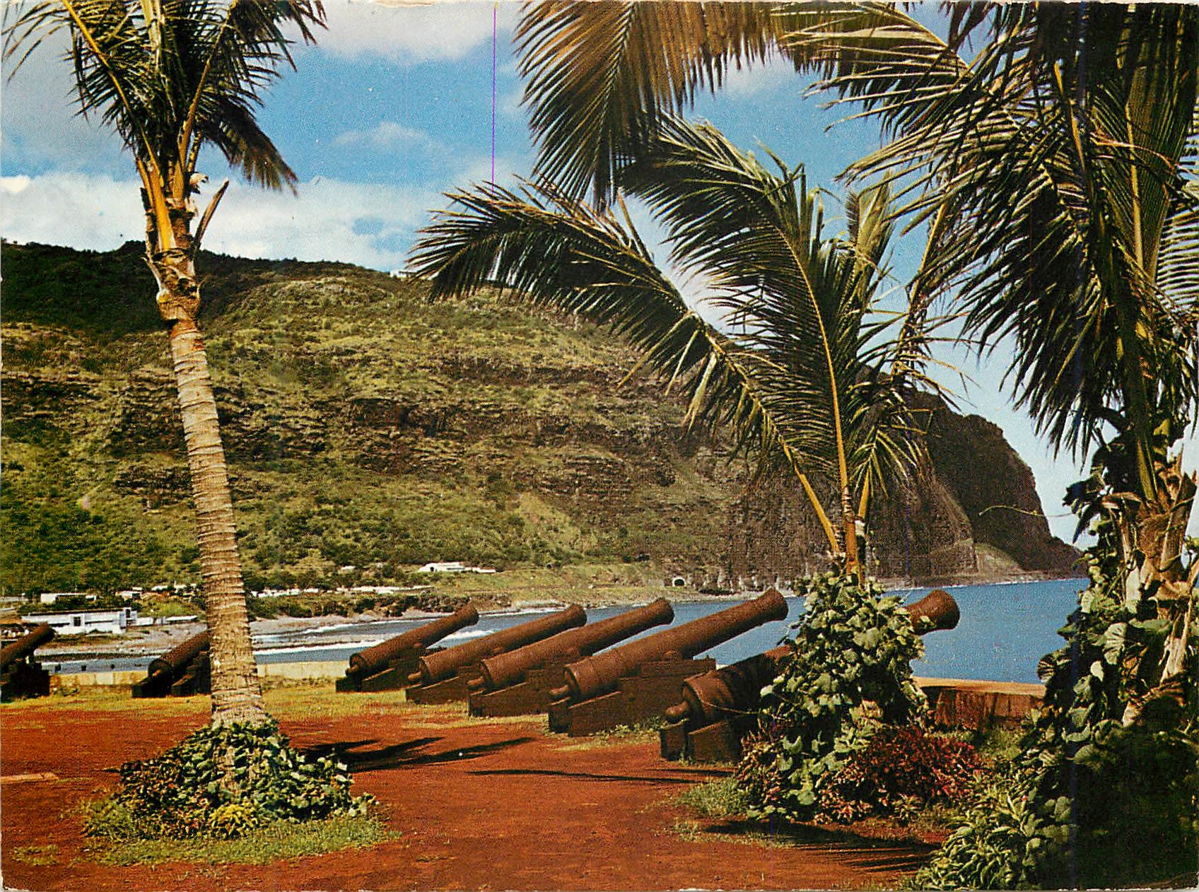 CPM La Reunion Saint Denis le Barachois Vue sur le Cap Bernard 