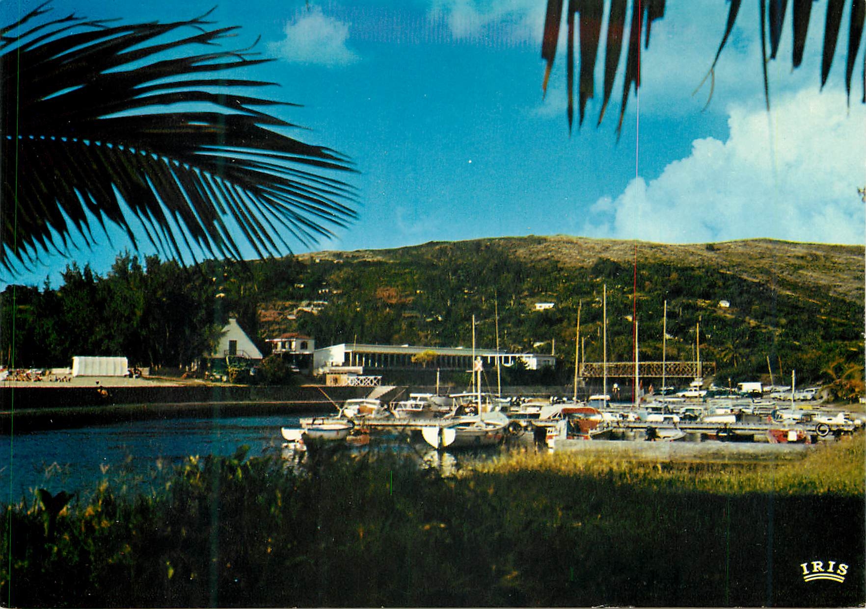CPM La Reunion Saint Gilles Le port Bateaux
