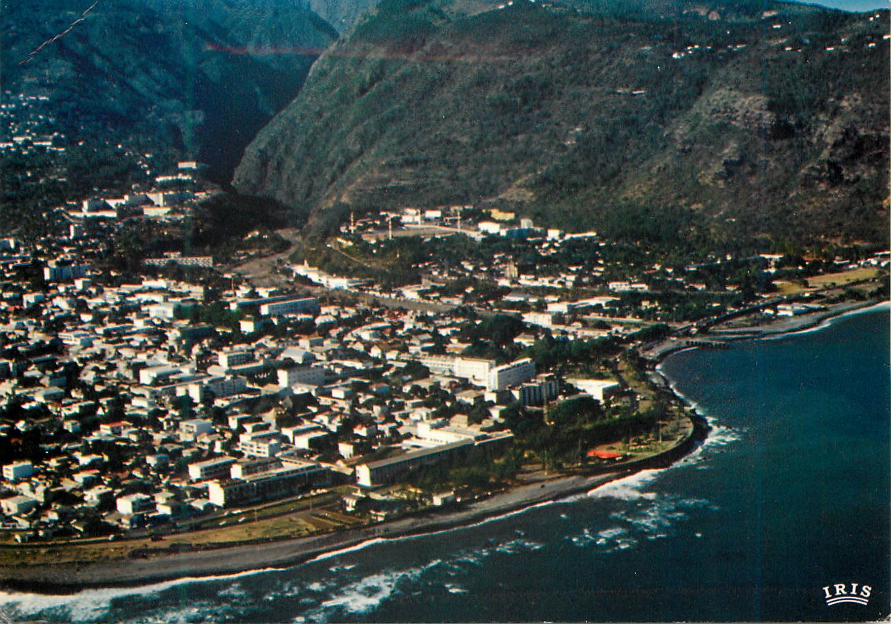 CPM La Reunion Saint Denis Vue aerienne 