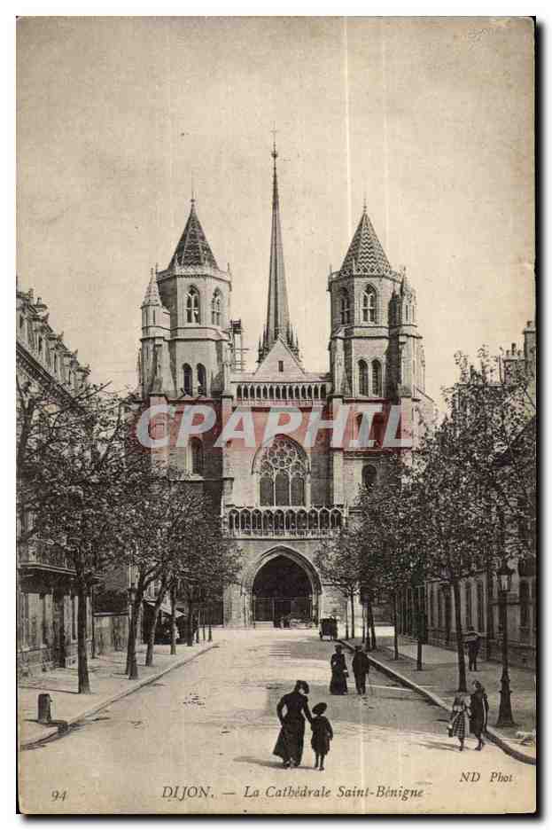 CPA Dijon La cathedrale Saint Benigne