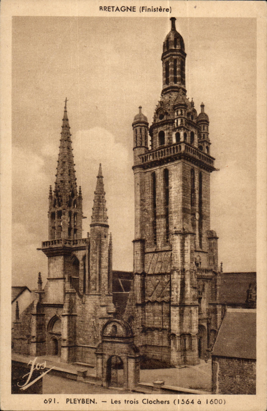 CPA Pleyben Les trois clochers (1564 a 1600)