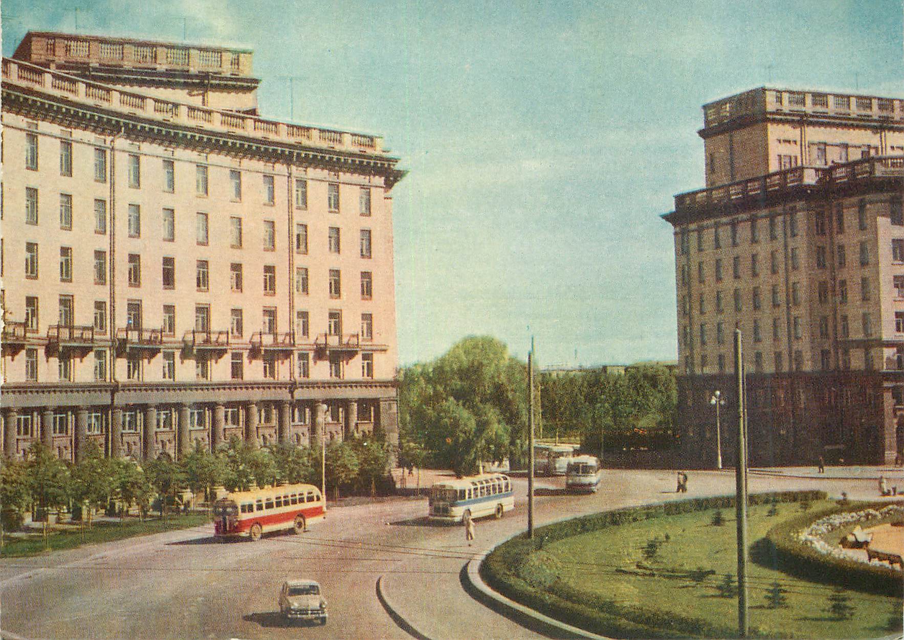 CPM Avtovo Place du Komsomol 