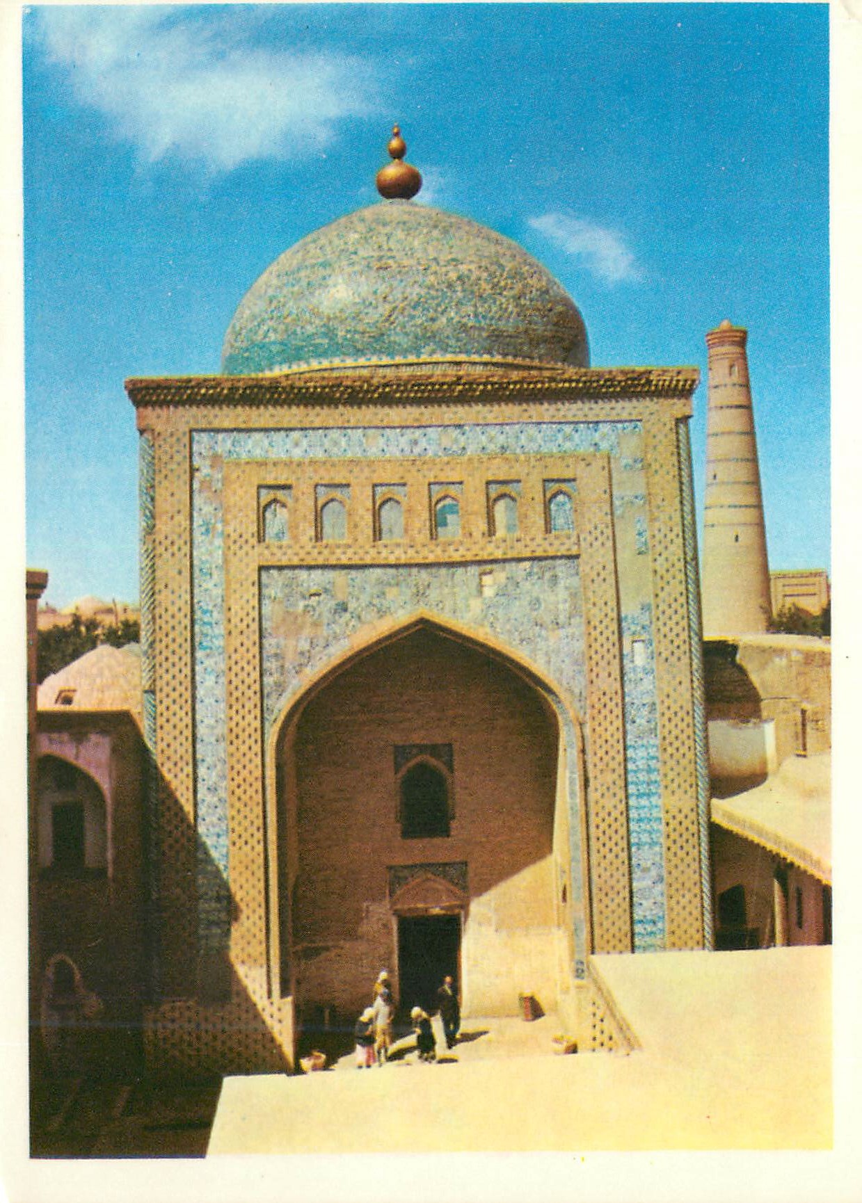 CPM Le mausolee de Pakhlavan Mahmoud Portique 
