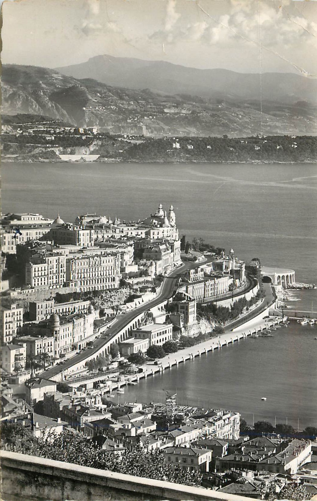 CPM Monte Carlo vue generale au fond le Cap Martin 