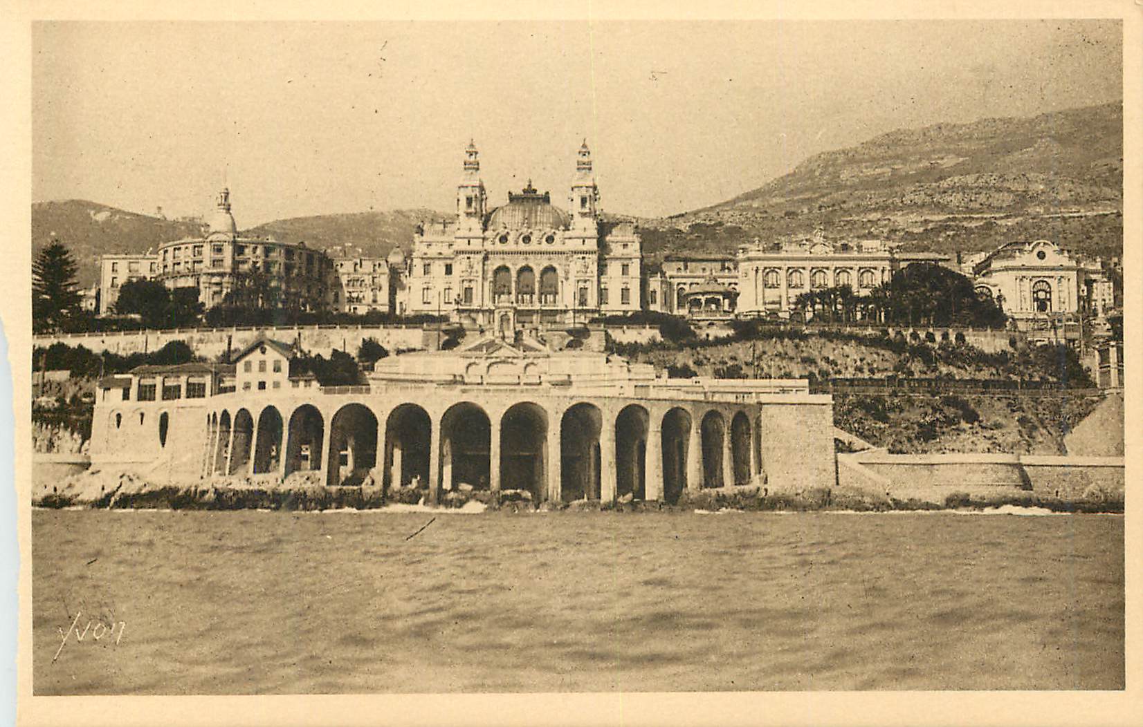 CPA Monte Carlo Principaute de Monaco Le Casino et le Tir aux Pigeons 