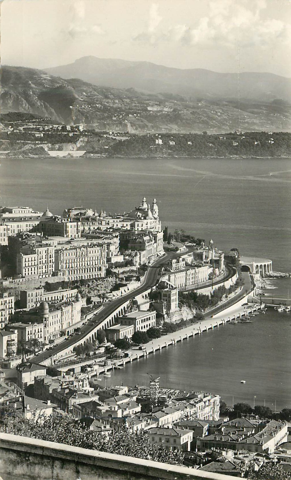 Monte-Carlo — Allgemeine Aussicht — Im Hintergrund: Cap Martin — Editions S.E.P.T. - Echte Herstellung