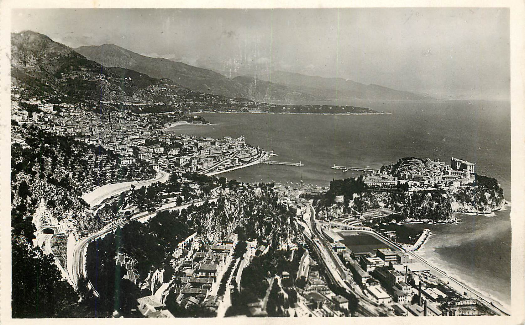 CPM Principaute de Monaco Vue panoramique prise du Cap d Ail Le Cap Martin au fond l italie 