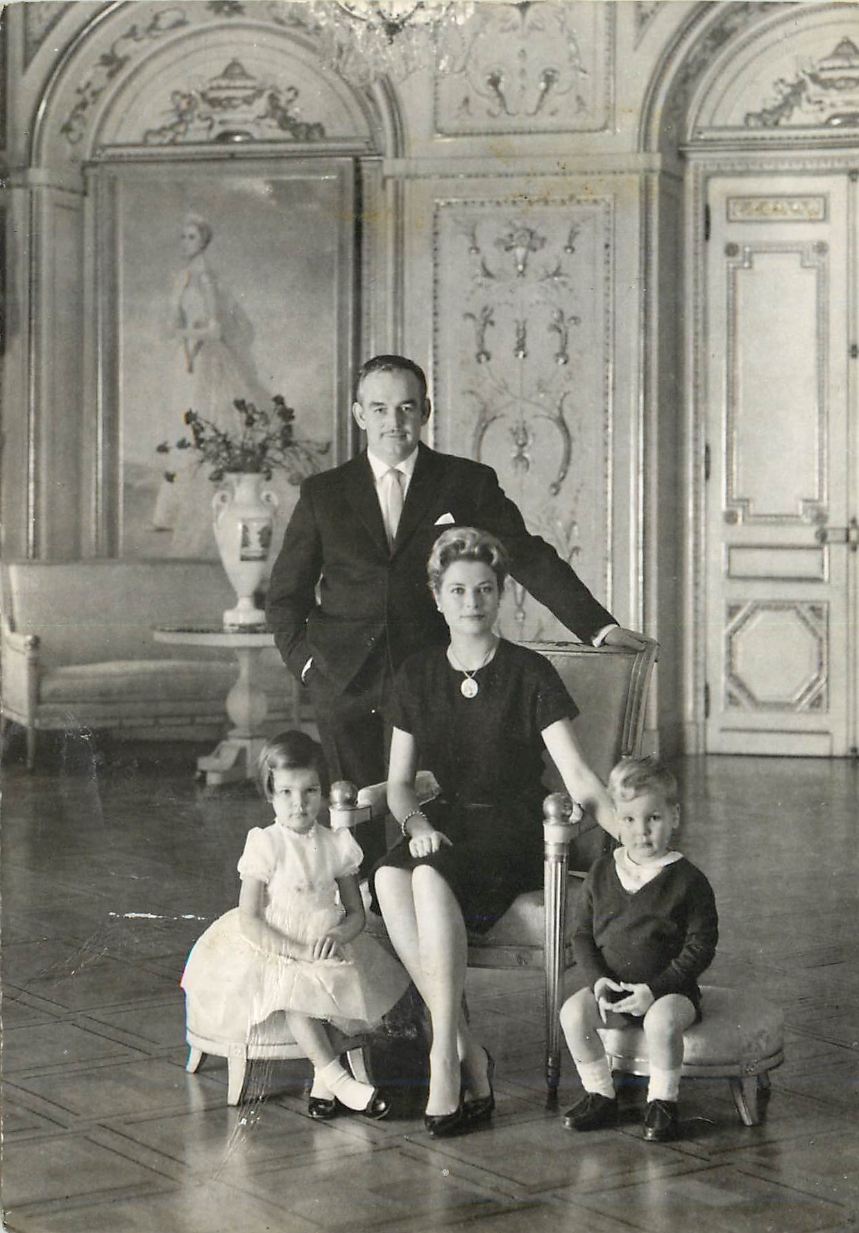CPM Le Prince Rainier III La Princesse Grace Le Prince Albert La Princesse Caroline 