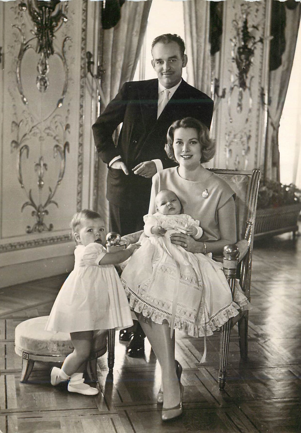 CPM Le Prince Rainier III La Princesse Grace Le Prince Albert La Princesse Caroline 