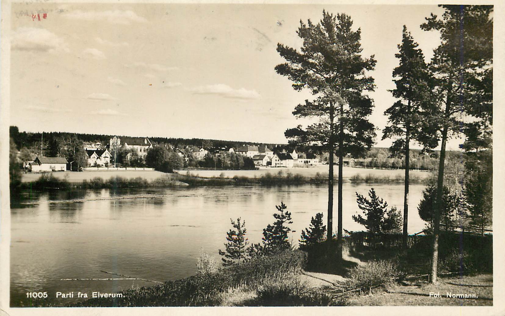 Parti fra Elverum — vue sur le lac — Fot. Normann, n° 11005