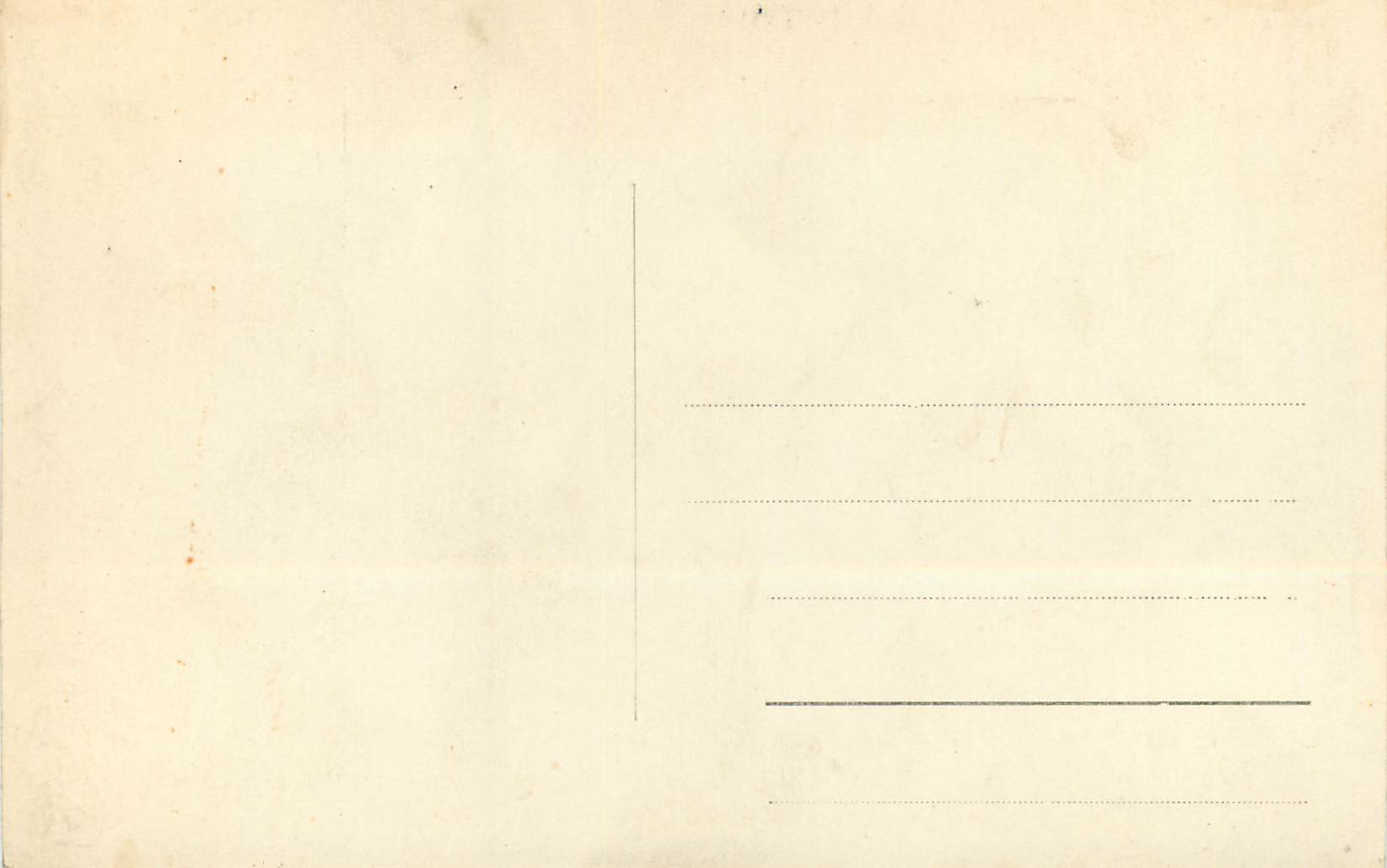 Bergen, Tyskebryggen — vue du marché avec bâtiments en bois et véhicules — Enerett Mittet & Co. n° 0181 — Verso
