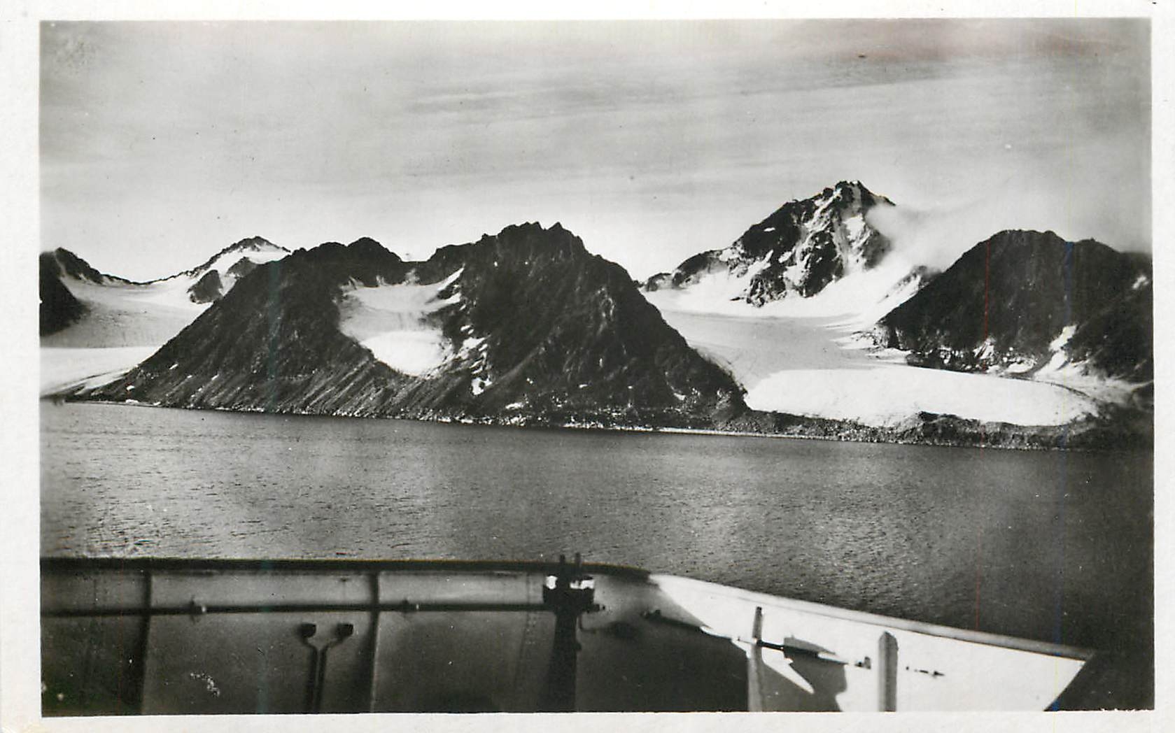 CPA Magdanela Bay Glacier Adam 