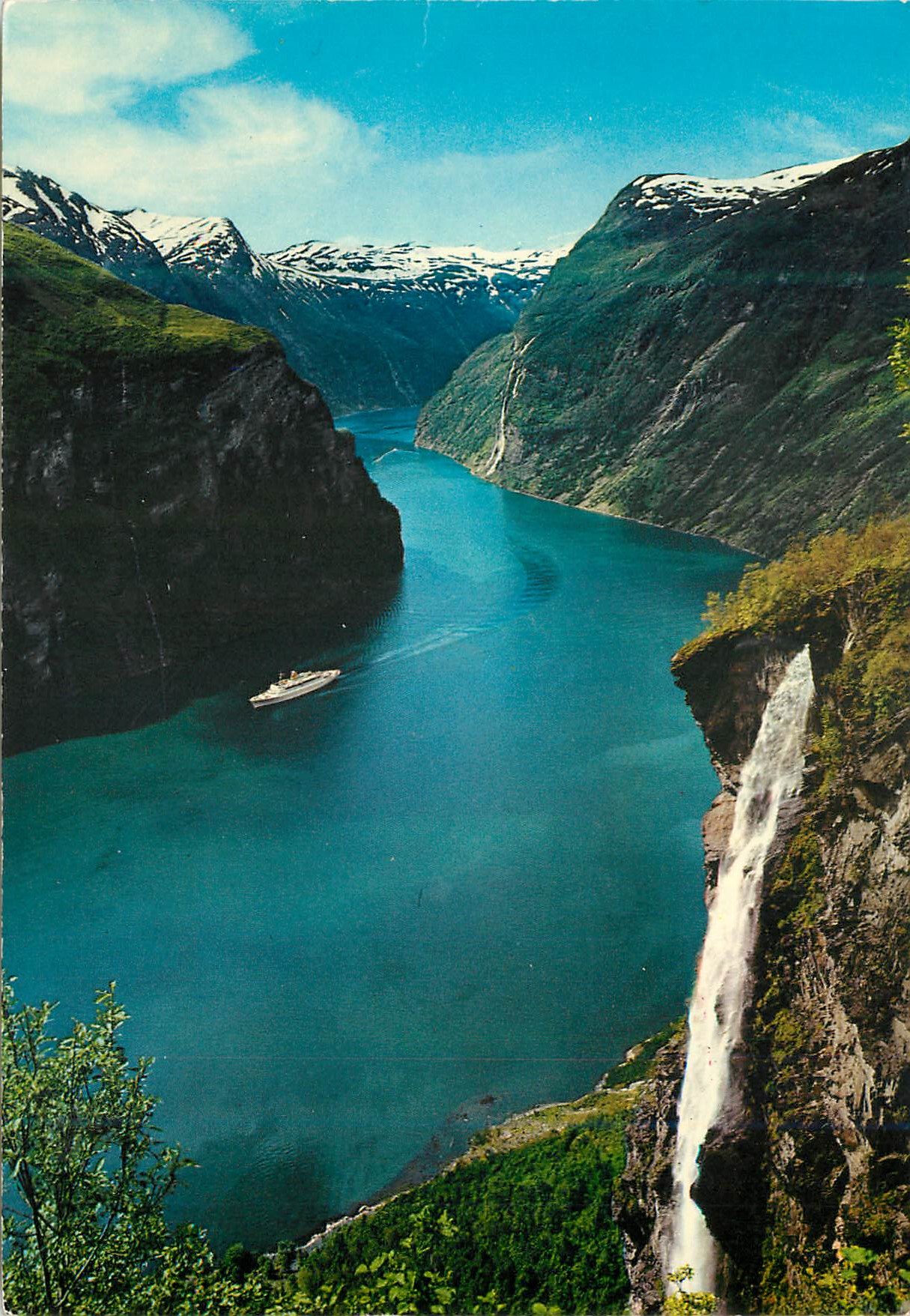 CPM Norway Vie of the fjord towards the seven sisters 