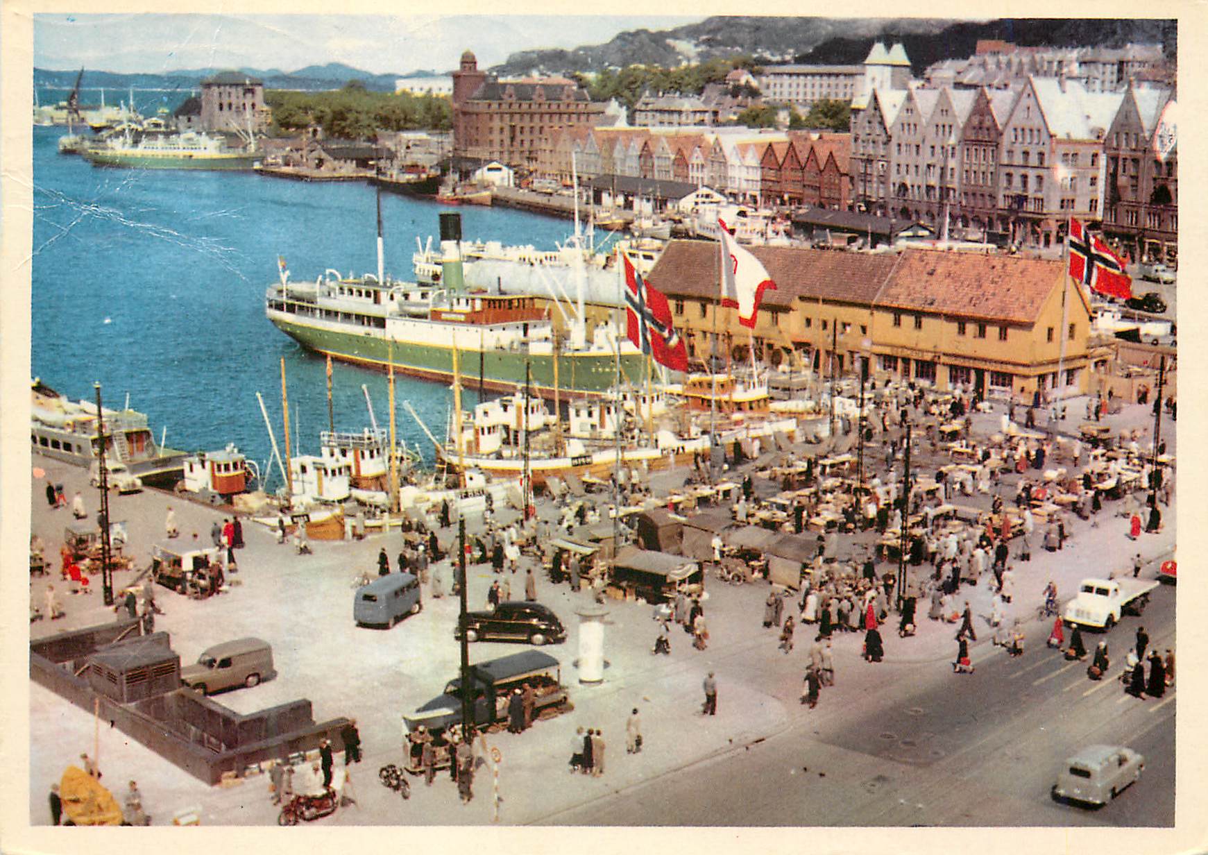 CPM Norway Bergen The open air Fish market Bateau