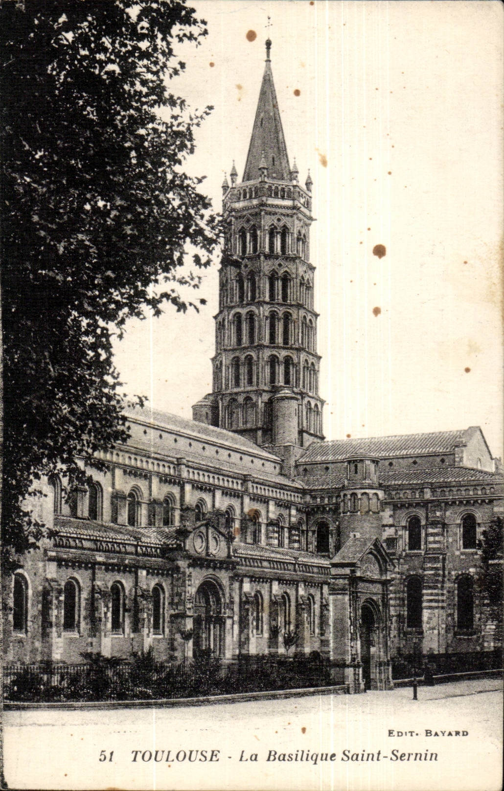 Toulouse CPA La basilique Saint SErnin