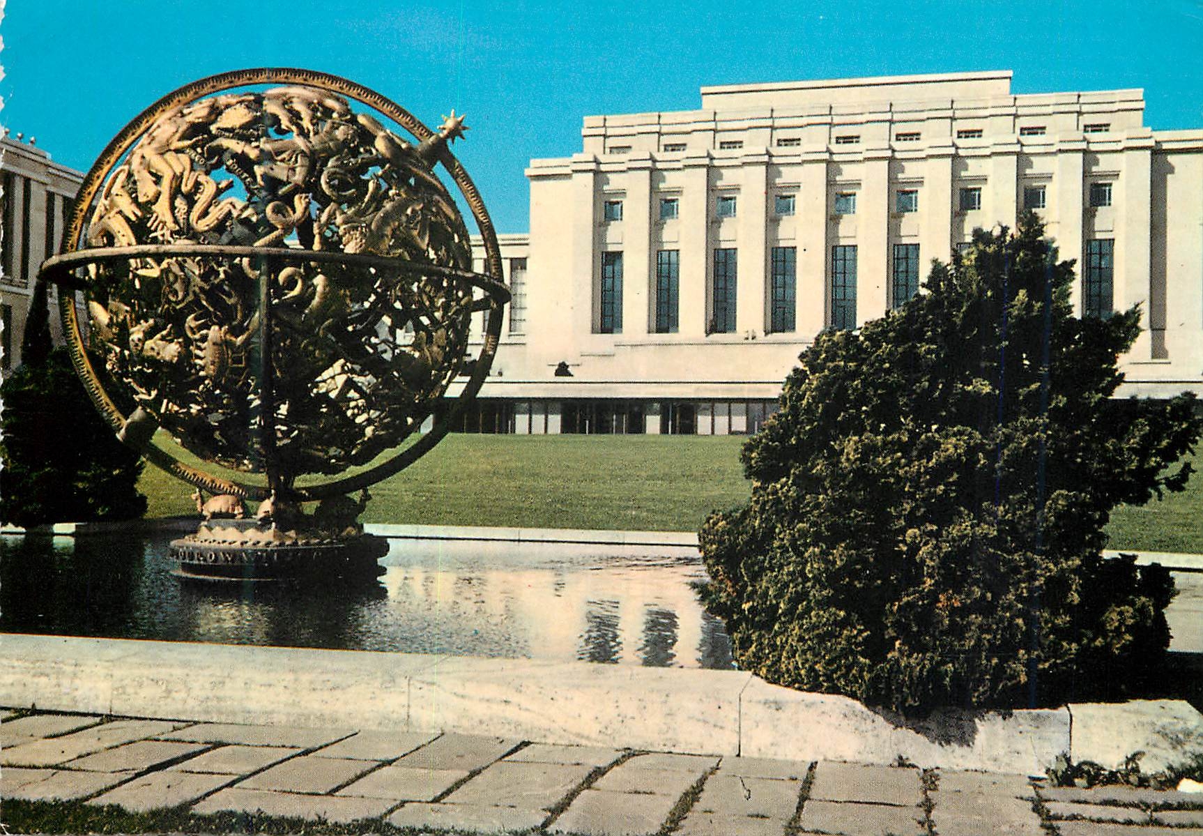 CPM Geneve Palais de l ONU et la Sphere Armillaire offers par la Fondation Woodrow Wilson 