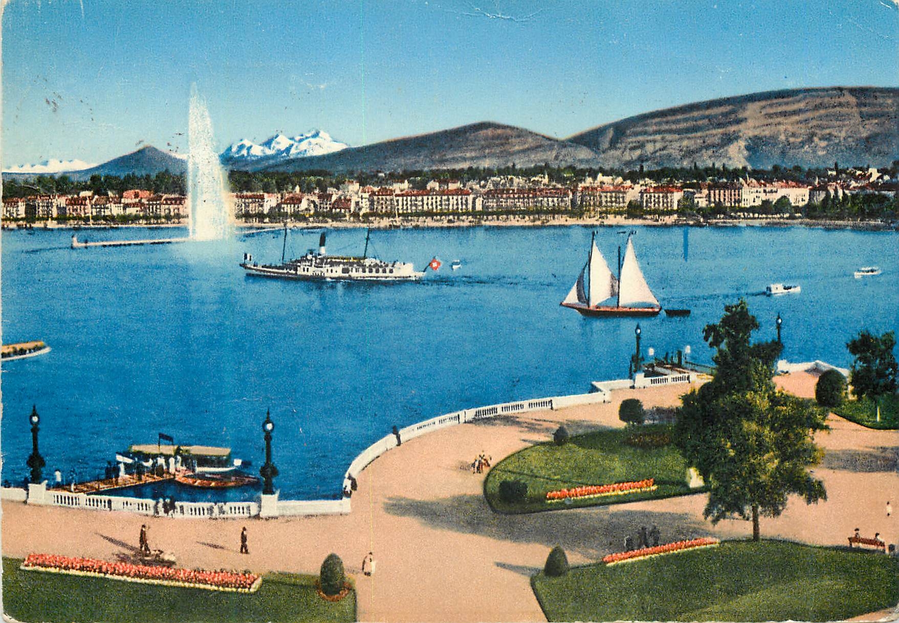 CPM Geneve La rade et le Mont Blanc 