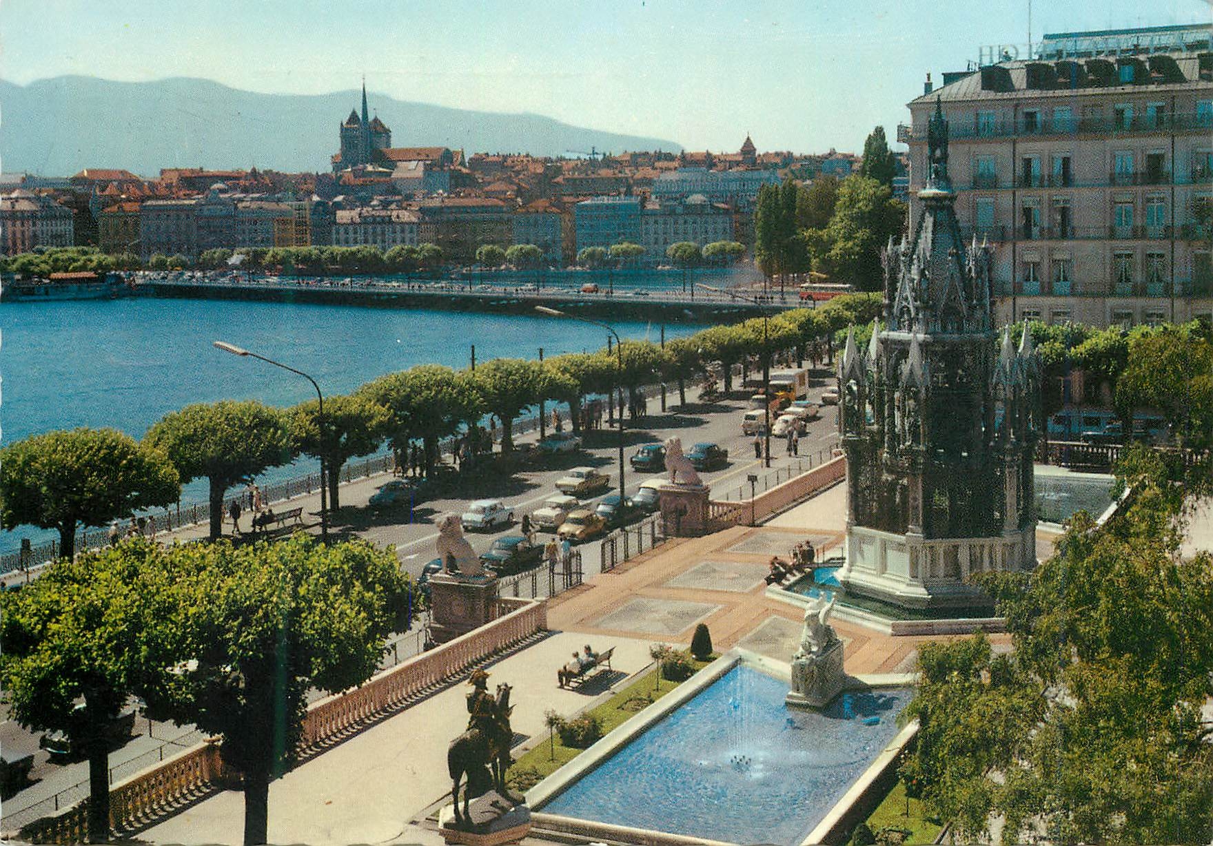 CPM Geneve Monument Brunswick et vue sur la ville 